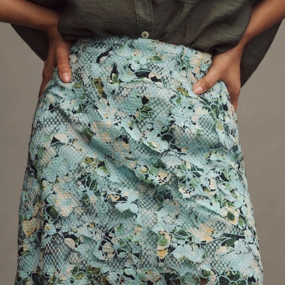 NWT Anthropologie Blue Embroidered Lace Mini Skirt XL - Picture 4 of 5